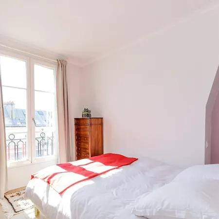 Splendid Bright Apt Near Montmartre Appartamento *